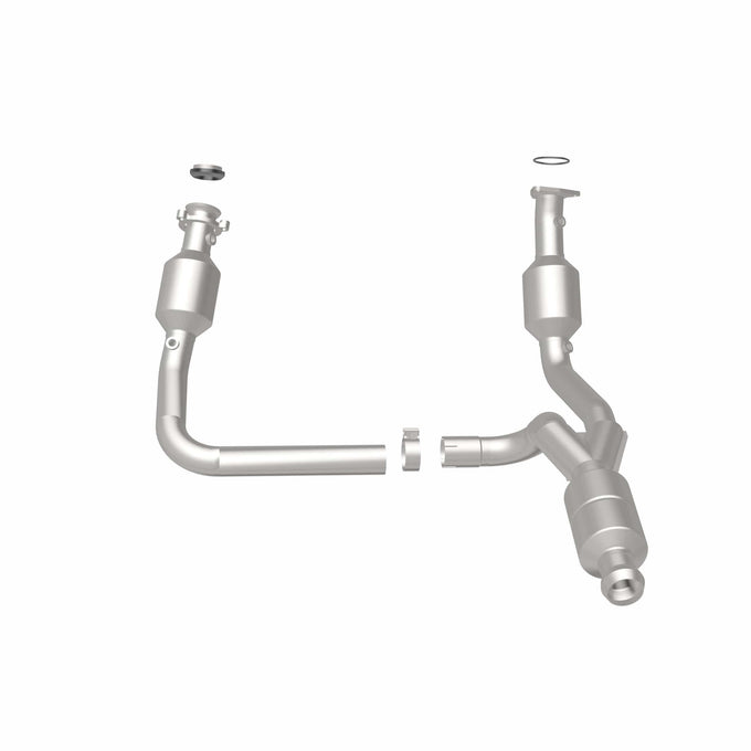OEM Grade Federal / EPA Compliant Direct-Fit Catalytic Converter <br>16-18 Chevy Silverado / GMC Sierra 1500