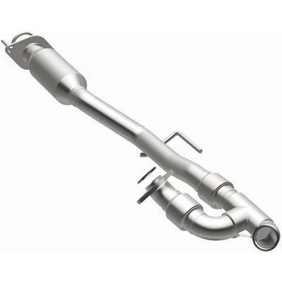 OEM Grade Federal / EPA Compliant Direct-Fit Catalytic Converter <br>11-14 Nissan Quest 3.5L