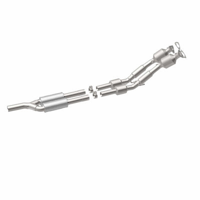 OEM Grade Federal / EPA Compliant Direct-Fit Catalytic Converter <br>12-18 Volkswagen Passat 3.6L