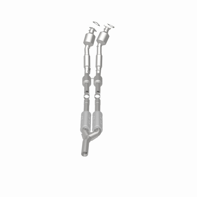 OEM Grade Federal / EPA Compliant Direct-Fit Catalytic Converter <br>12-18 Volkswagen Passat 3.6L