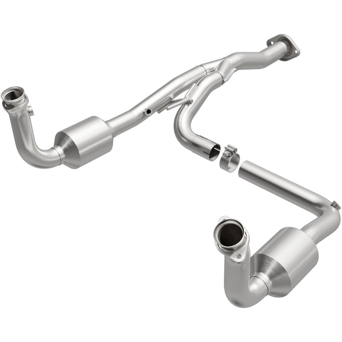 California Grade CARB Compliant Direct-Fit Catalytic Converter <br>05-07 Jeep Liberty 3.7L RWD