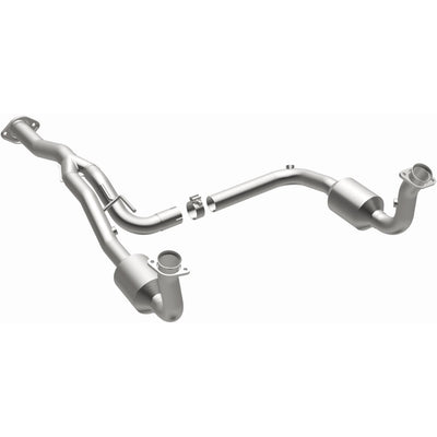 California Grade CARB Compliant Direct-Fit Catalytic Converter <br>05-07 Jeep Liberty 3.7L RWD