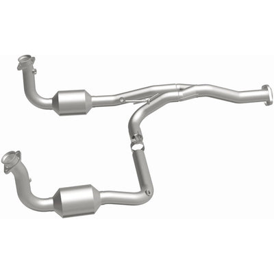 California Grade CARB Compliant Direct-Fit Catalytic Converter <br>05-07 Jeep Liberty 3.7L RWD