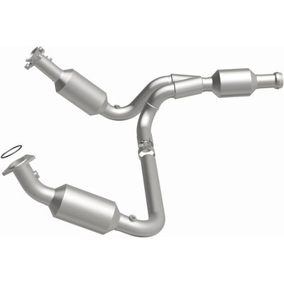 California Grade CARB Compliant Direct-Fit Catalytic Converter <br>09-13 Chevy Avalanche, Silverado 1500, GMC Sierra 1500