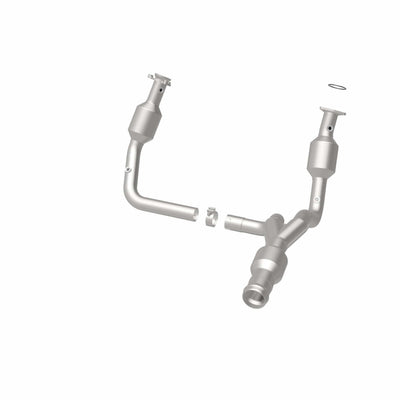 California Grade CARB Compliant Direct-Fit Catalytic Converter <br>15-16 Cadillac Escalade/ESV, 2016 Chevy Silverado 1500