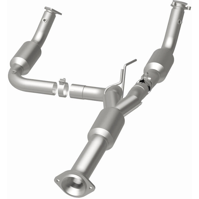 California Grade CARB Compliant Direct-Fit Catalytic Converter <br>12-14 Chevy Silverado, GMC Sierra 2500HD 3500HD