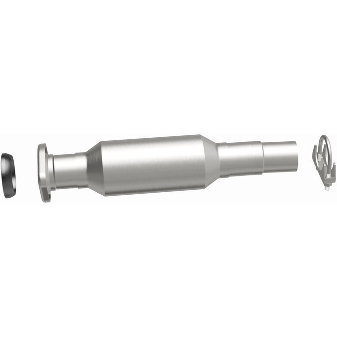 California Grade CARB Compliant Direct-Fit Catalytic Converter <br>04-06 Toyota Sienna 3.3L AWD Rear