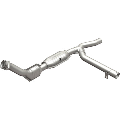 HM Grade Federal / EPA Compliant Direct-Fit Catalytic Converter <br>01-02 Ford Expedition, Ford F-150 4.6L