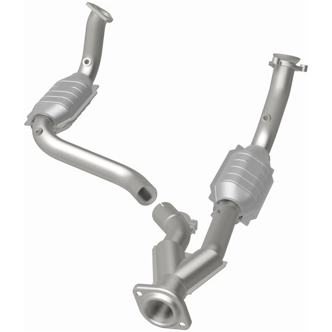 HM Grade Federal / EPA Compliant Direct-Fit Catalytic Converter <br>03-06 Chevy SSR 5.3L, 6.0L