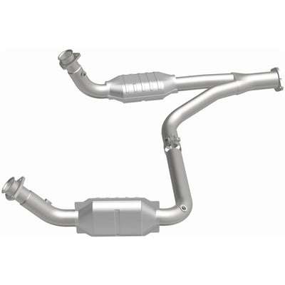 HM Grade Federal / EPA Compliant Direct-Fit Catalytic Converter <br>96-97 Chevy C1500, K1500, Tahoe 5.7L