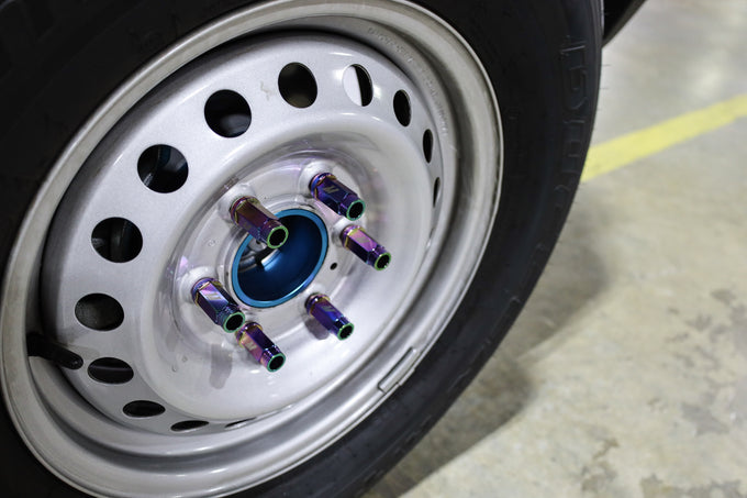 27pc Set Aluminum Locking Lug Nuts <br> 21-26 Ford Bronco 2.7L,2.3L