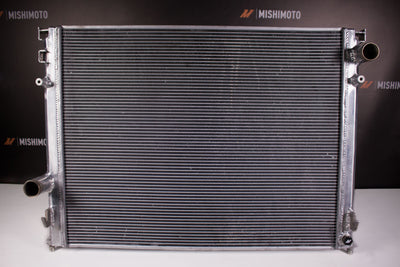 Performance Aluminum Radiator <br> 09-20 Dodge Challenger Charger, Chrysler 300