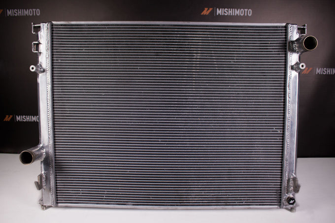 Performance Aluminum Radiator <br> 09-20 Dodge Challenger Charger, Chrysler 300