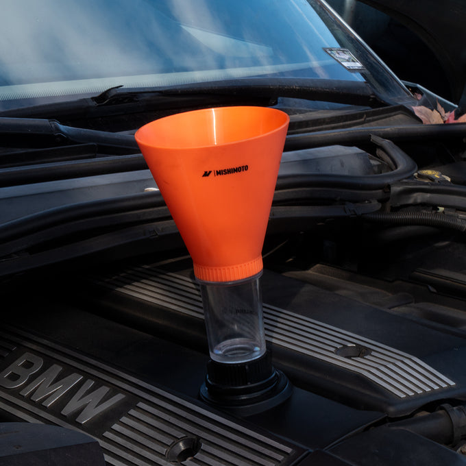 Screw On Oil Funnel <br> Please check the compatibility chart for details