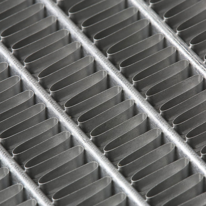 Factory Style Aluminum A/C Condenser <BR>11-13 Infiniti QX56, 14-19 QX80, 17-21 Nissan Armada