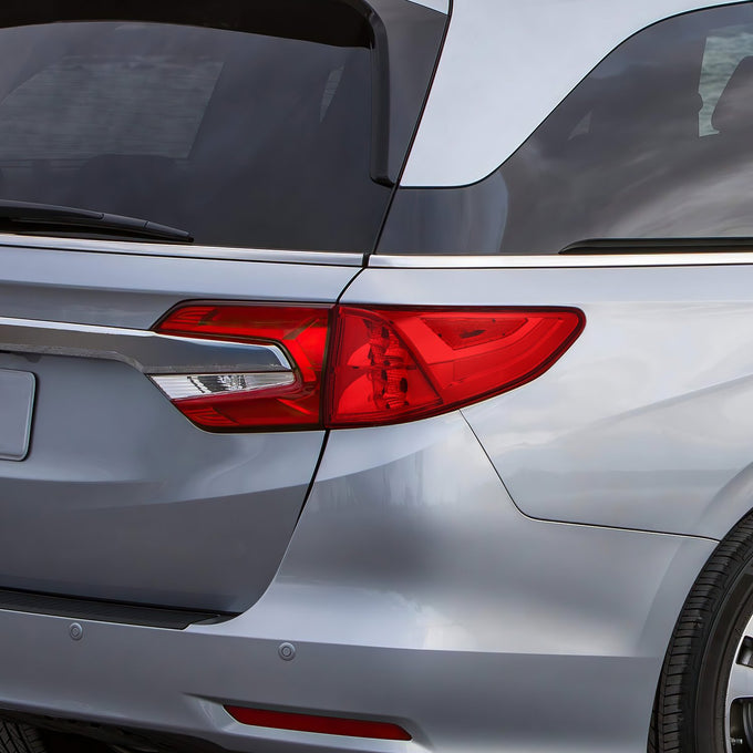 Factory Style Tail Light (Right) <br> 18-03 Honda Odyssey