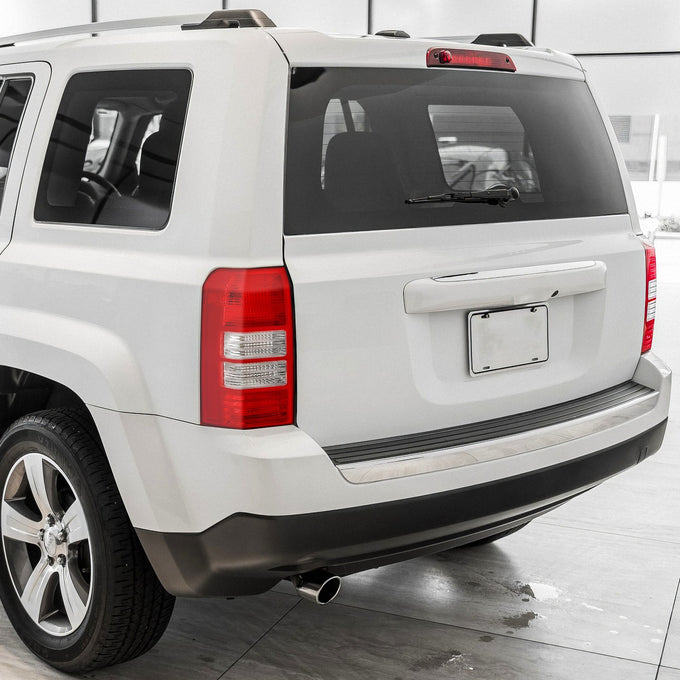 Factory Style Tail Lights Left Side <BR>08-17 Jeep Patriot