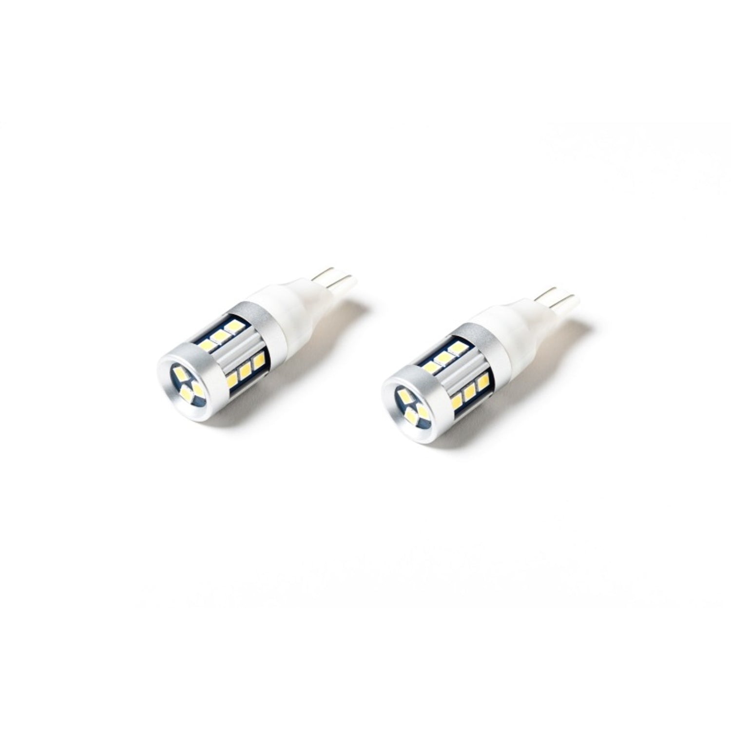 921 White Metal 360 LED <br> Universal