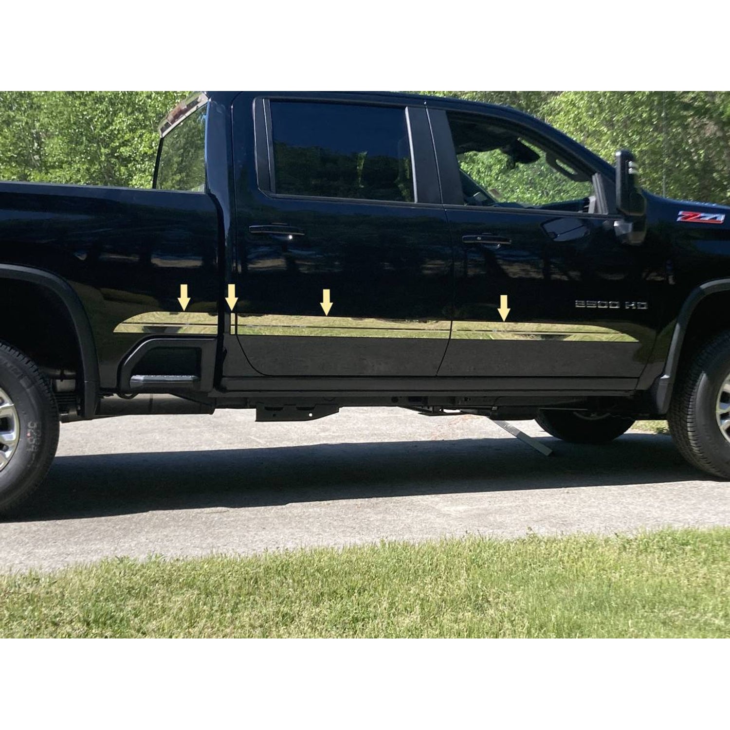 8Pc Stainless Steel Side Trim <br>20-24 Chevy Silverado HD