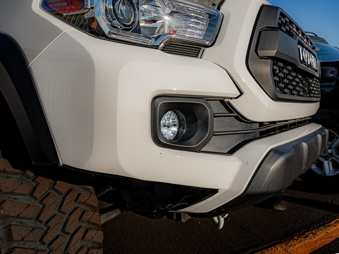 SAE Combo Plug N Play Fog Light Kit - White <br>14-23 Toyota Tundra, 4Runner
