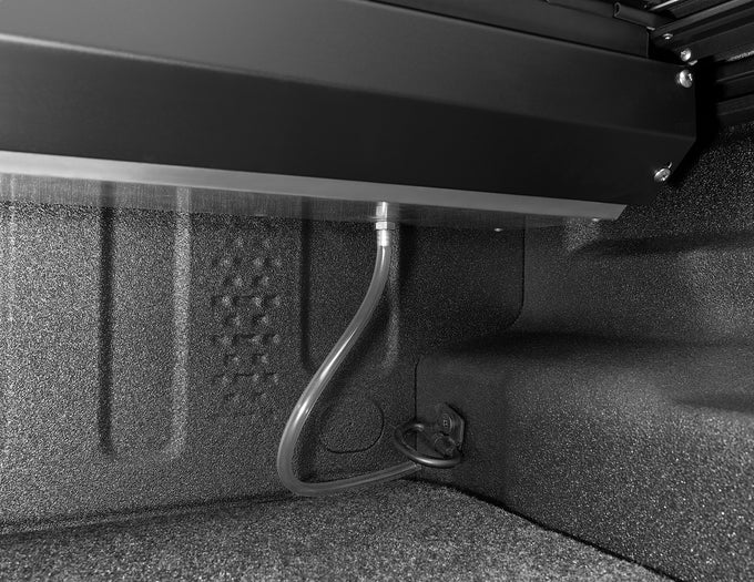 M-Series Locking Retractable Truck Bed Cover<br> 20-25 Jeep Gladiator 5 Ft. Bed
