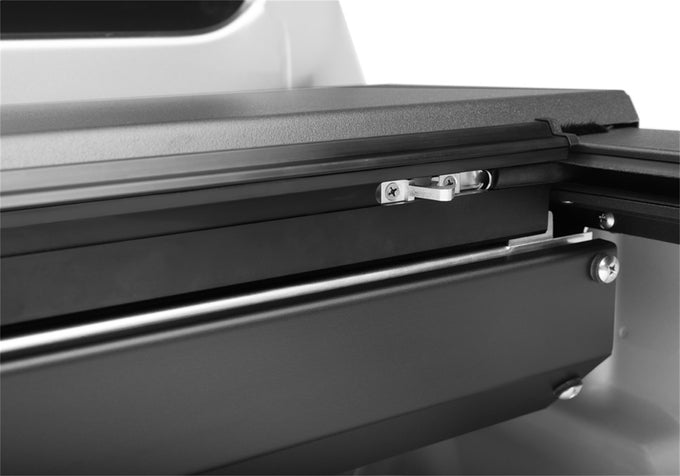 M-Series Locking Retractable Truck Bed Cover<br> 22-25 Nissan Frontier 5ft. Bed