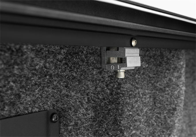 E-Series Locking Retractable Truck Bed Cover<br> 21-25 Ford F-150 6ft. 7in. Bed