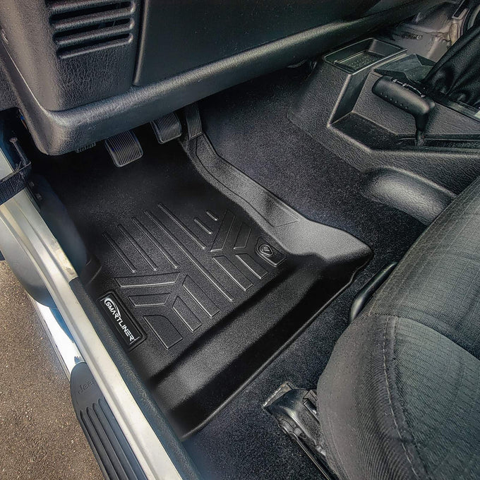 Floor Mats 1st Row Liner Set <br> 97-06 Jeep Wrangler - All Models