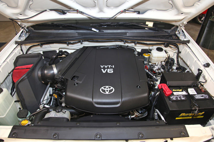 Air Intake Kit <br>05-11 Toyota Tacoma, 07-09 FJ Cruiser