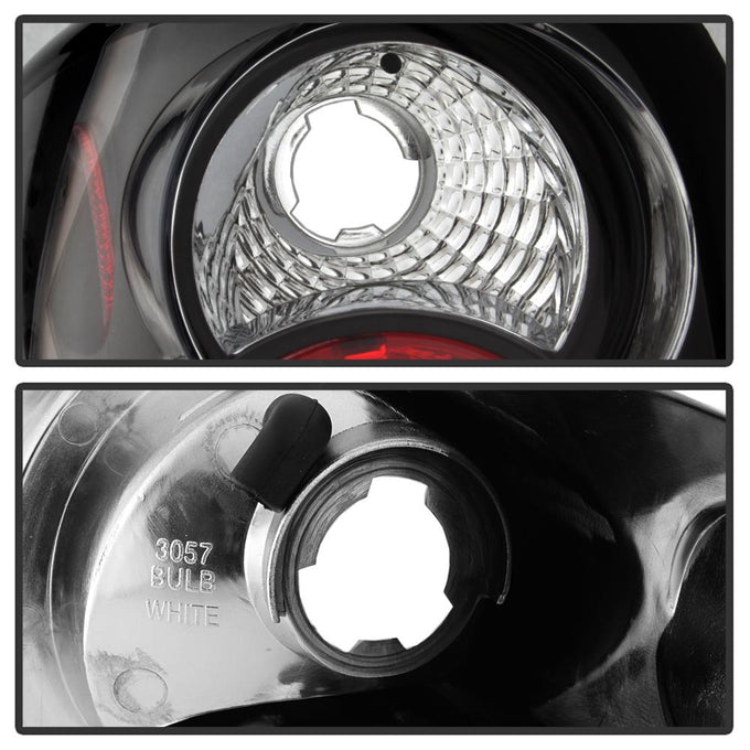 Black Euro Style Tail Lights <br>01-07 Chrysler Town & Country, 00-03 Voyage