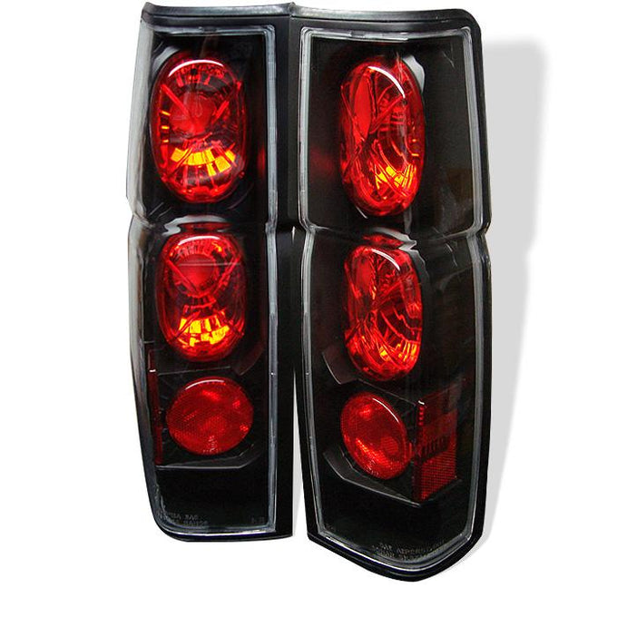 Black Euro Style Tail Lights <br>86-94 Nissan D21 86-97 Nissan Pickup 86 Nissan 720