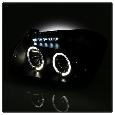 LED Halo Black Projector Headlights <br>05-07 Dodge Magnum