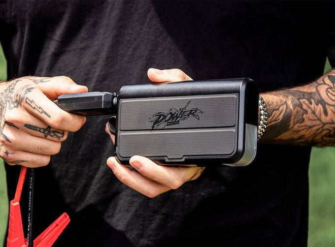 8000mAh Wireless Jump Starter w/MFI Lightening Cable