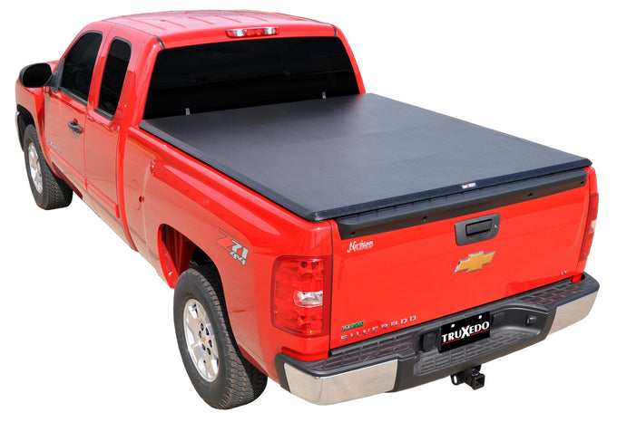 TruXport Roll Up Tonneau Cover -Black <br>07-13 Silverado, Sierra 5.75 ft. Bed
