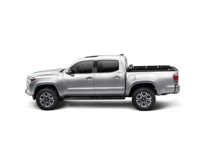 TruXport Roll Up Tonneau Cover -Black <br>14-21 Toyota Tundra 8 ft. Bed