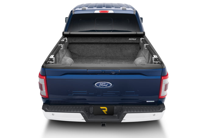TruXport Roll Up Tonneau Cover -Black <br>17-25 Ford F-250/350/450 6.8 ft. Bed