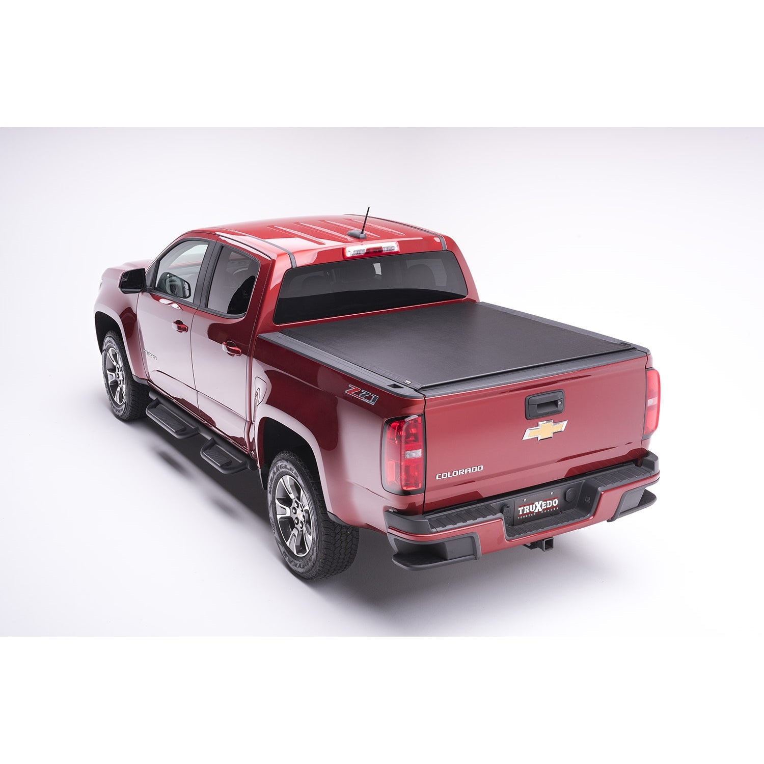Lo Pro Roll Up Tonneau Cover -Black <br>15-22 Chevy Colorado, GMC Canyon 5 ft. Bed