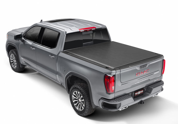 Lo Pro Roll Up Tonneau Cover -Black <br>20-25 GMC Sierra (with CarbonPro Bed) 5.75 ft. Bed