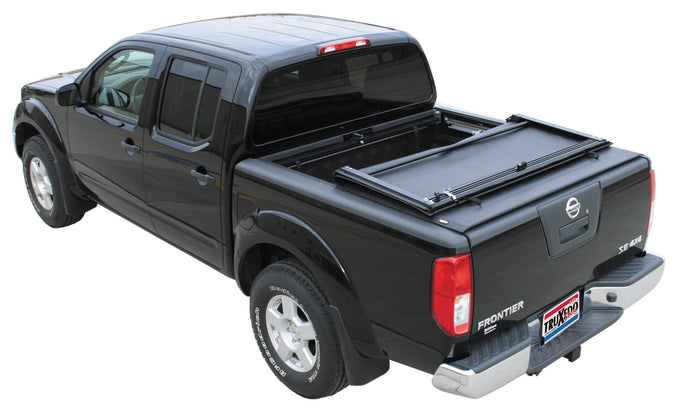 Deuce Soft Folding Tonneau Cover -Black <br>05-21 Nissan Frontier, 09-12 Suzuki Equator 6 ft. Bed