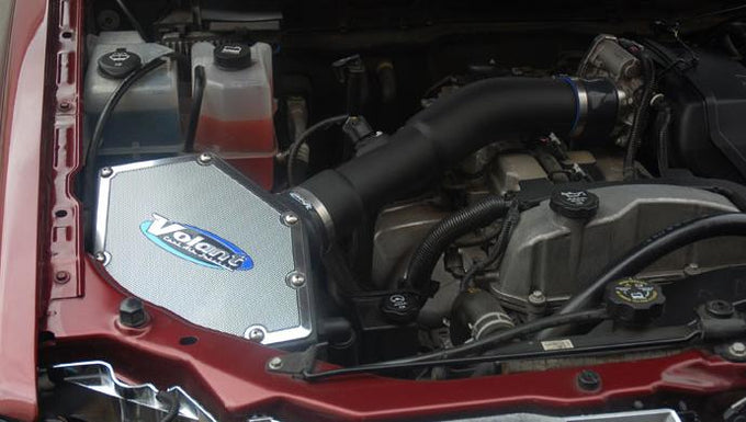 Pro5 Closed Box Air Intake System <br> 07-12 Chevy Colorado GMC Canyon