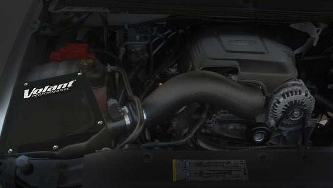 Pro5 Closed Box Air Intake <br> 11-13 Chevy Silverado GMC Sierra 2500 3500 HD