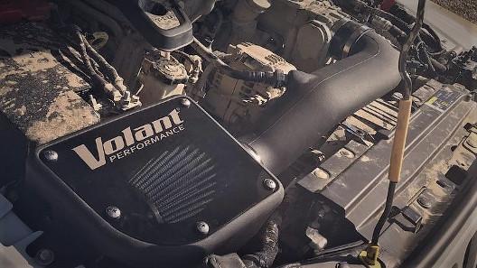 Pro5 Closed Box Air Intake <br> 18-24 Jeep Wrangler Gladiator