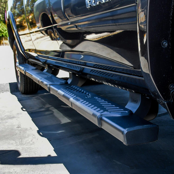 R5 M-Series Wheel-to-Wheel Nerf Step Bars <br> 2019-2025 Ram 2500 3500