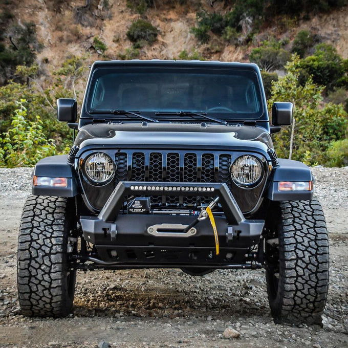WJ2 Stubby Front Bumper w/LED Light Bar Mount <br> 2018-2025 Jeep Wrangler Gladiator