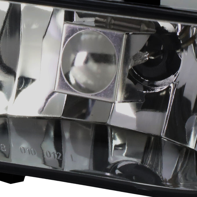 D-Motoring - 99-06 GMC Sierra/Yukon Fog Lights - Clear Lens - Plug-n-Play - 3