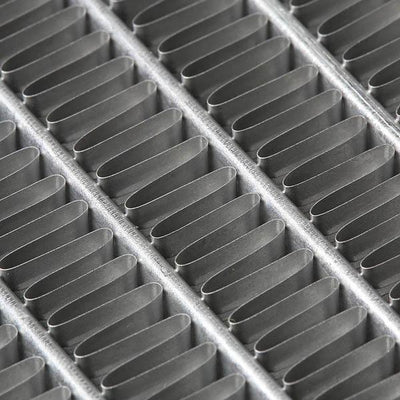 01-04 Grand Voyager/Caravan AT Radiator - OE Style - Aluminum - 6