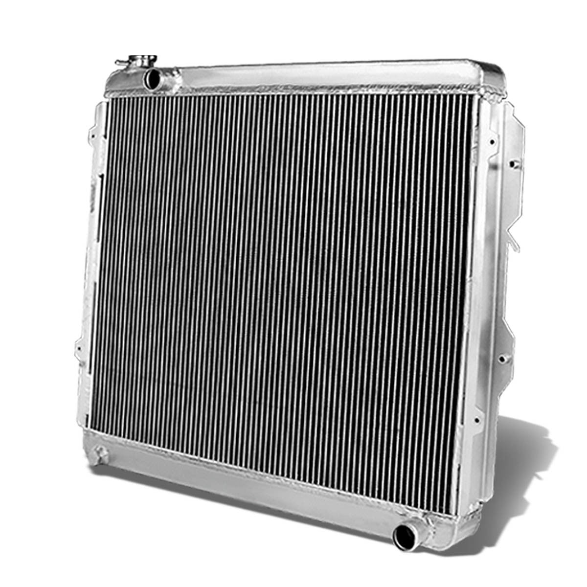 D-Motoring - Radiator - Inlet/Outlet: 1.50 / 1.50 - 3-Row - Aluminum - 00-04 Toyota Tundra MT - 1