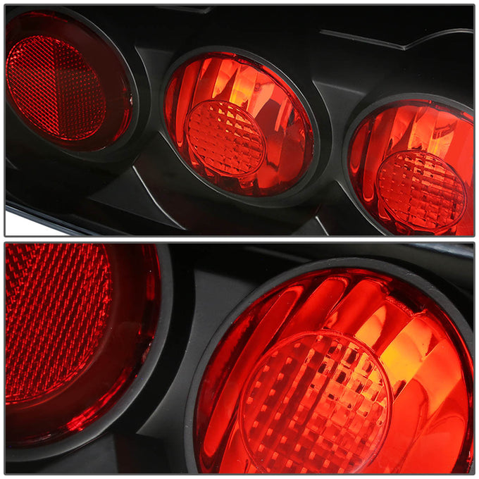 D-Motoring - Tail lights - Black Housing - Plug-n-Play - Pair - Chevy Silverado 1500(HD) / 2500(HD) / 3500(HD) / Sierra 1500(HD) / 2500(HD) - 2